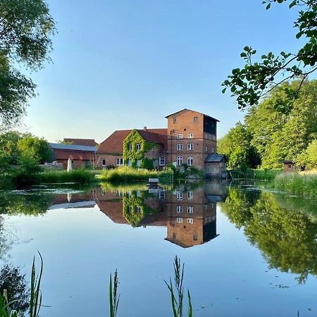 Landhaus Viezer Muehle Екстериор снимка